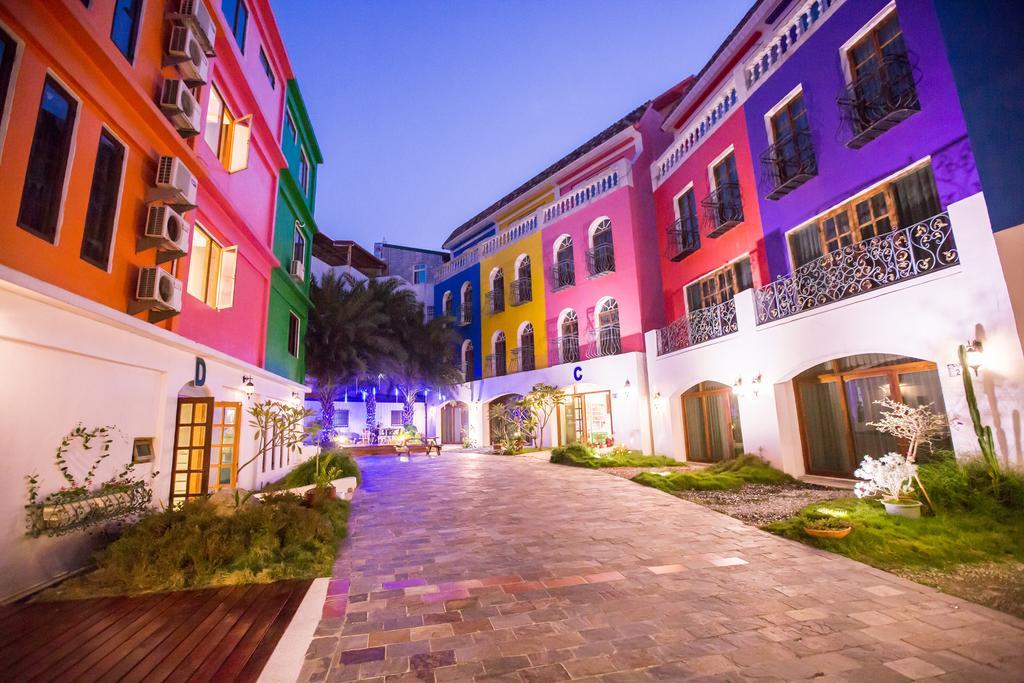Rainbowtown Hotel Hualian Zewnętrze zdjęcie